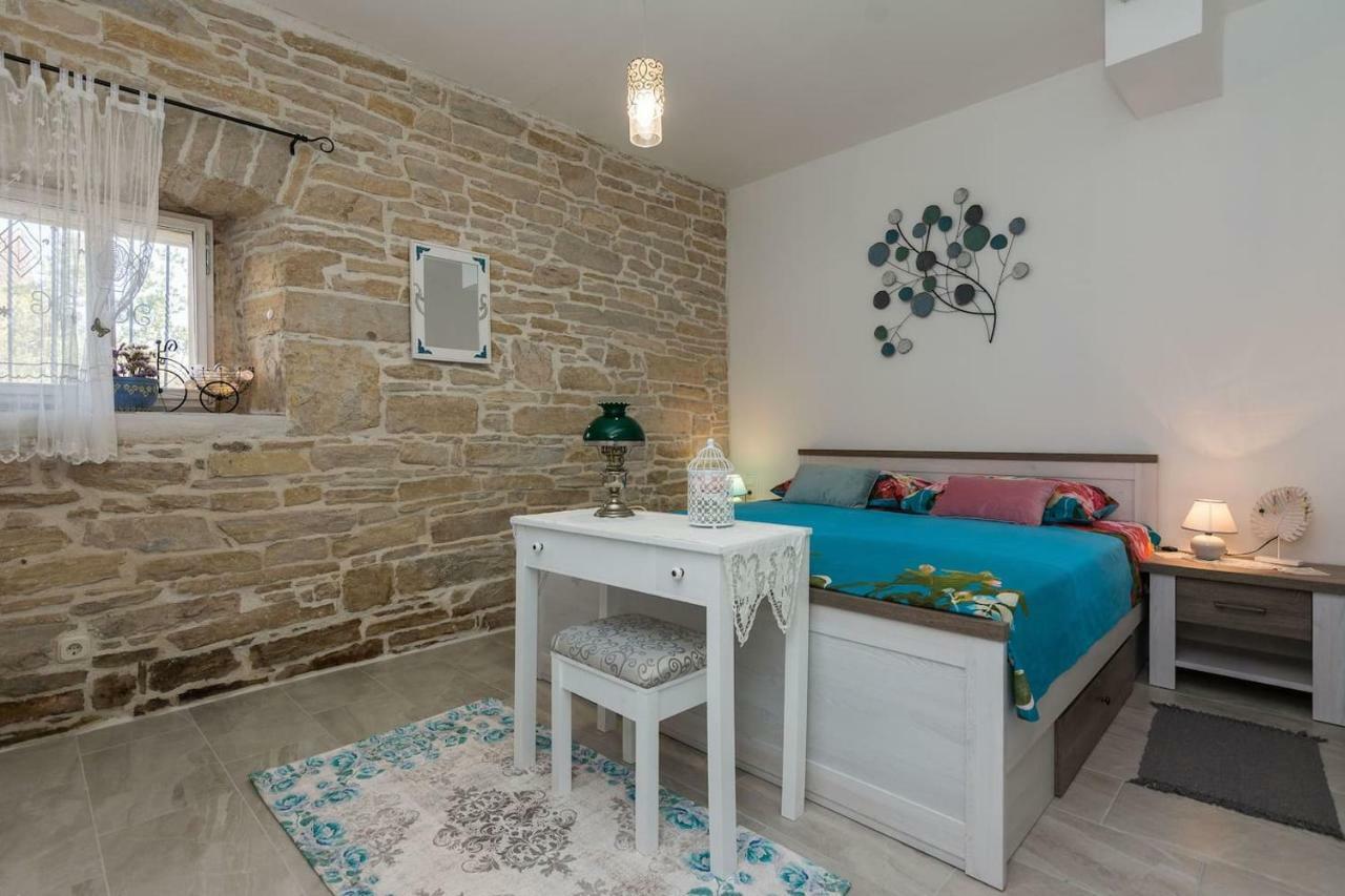 Apartment Nostalgija, Benkovac Extérieur photo